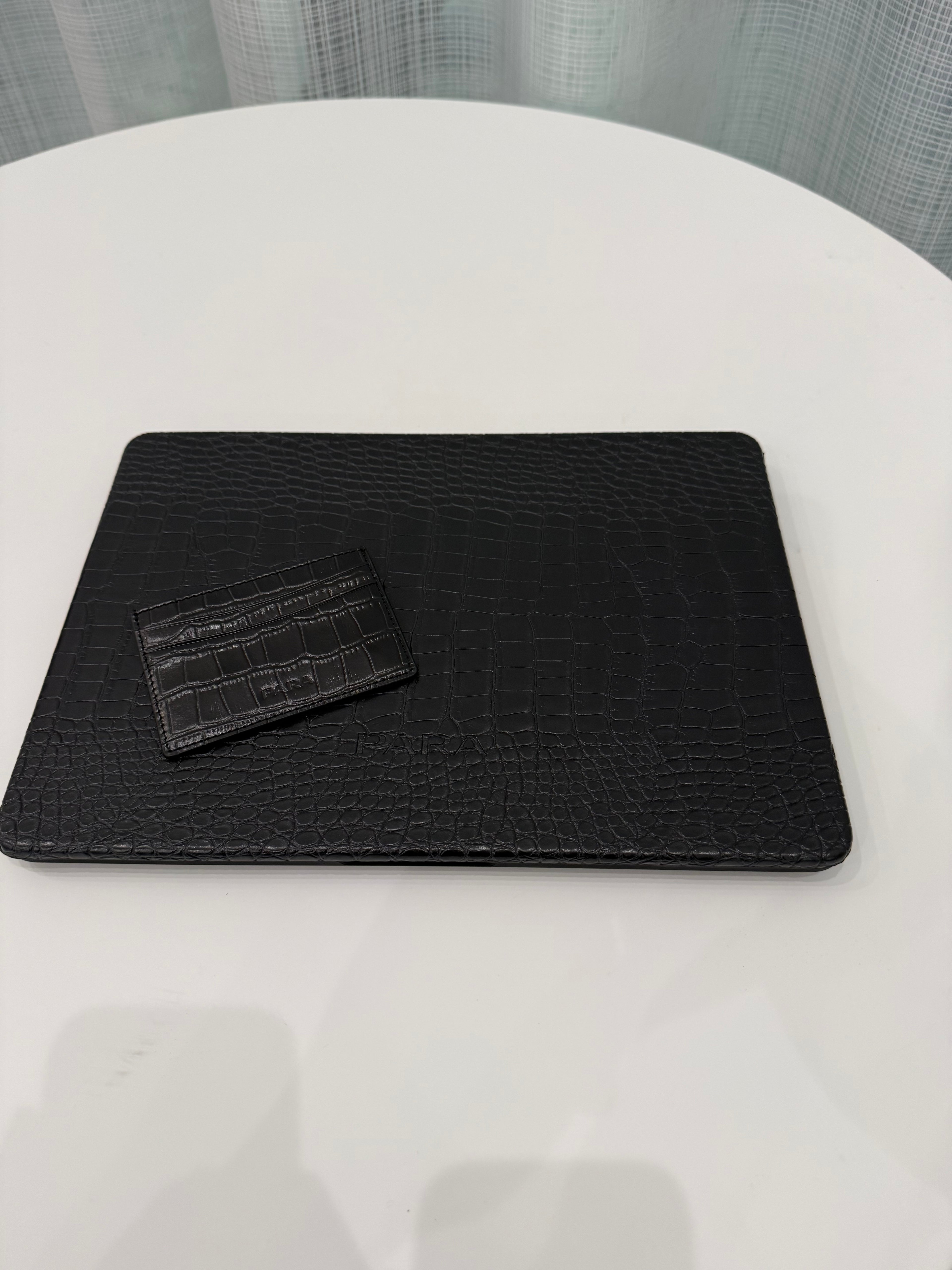 Para Caiman Card Holder & Caiman Laptop Case Bundle