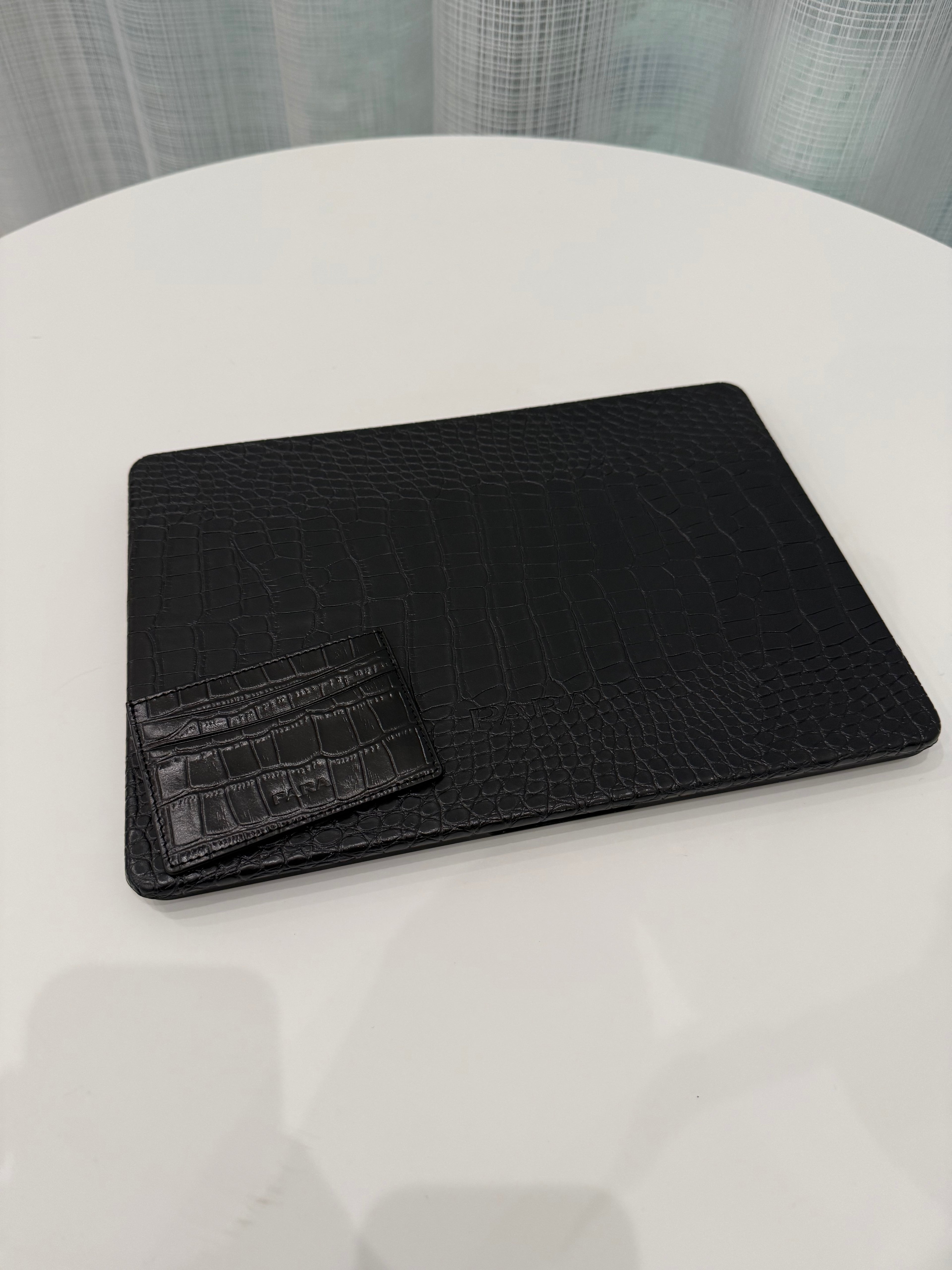 Para Caiman Card Holder & Caiman Laptop Case Bundle